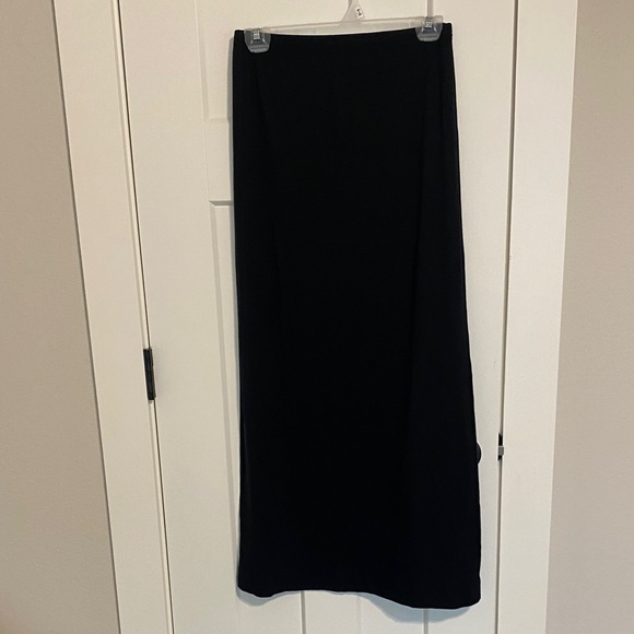 Free-est ds Black Maxi Skirt - Picture 1 of 4